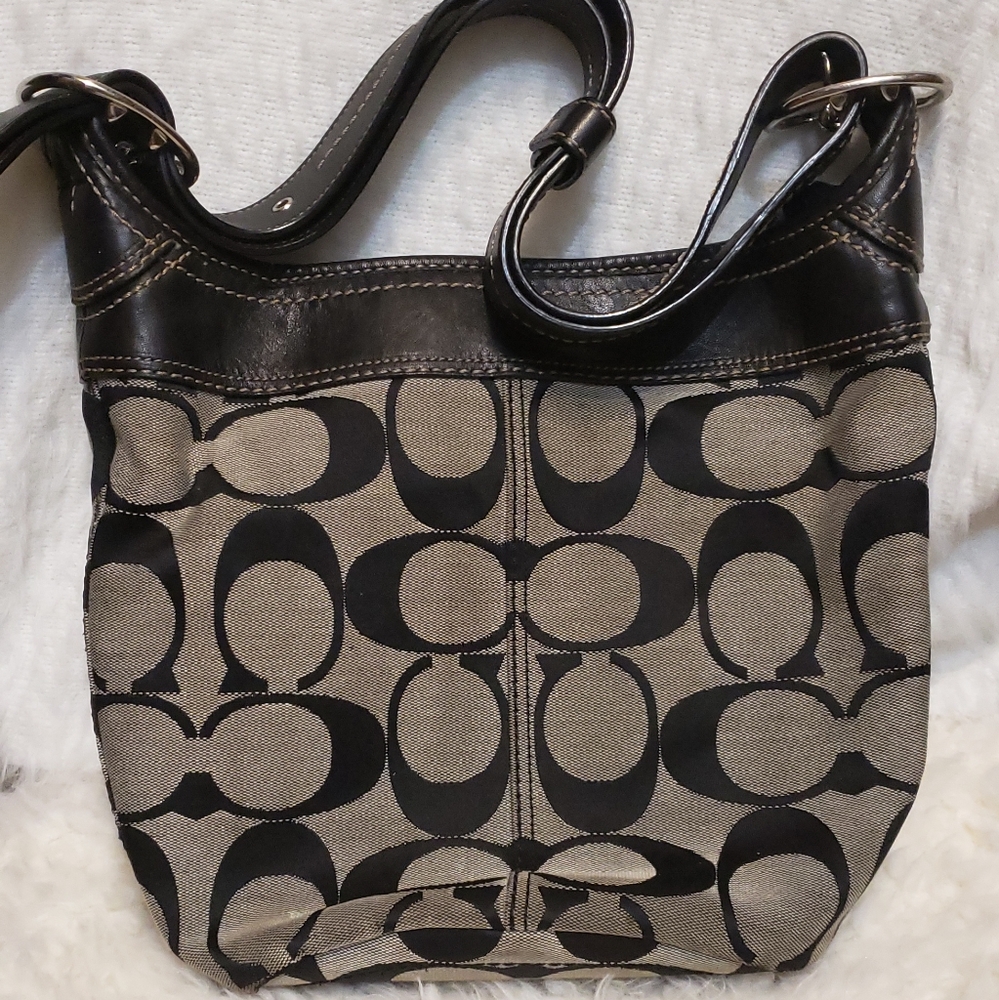 Authentic coach black bucket bag